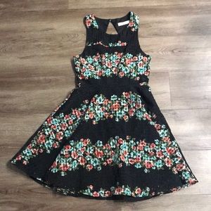 Women’s floral skater dress